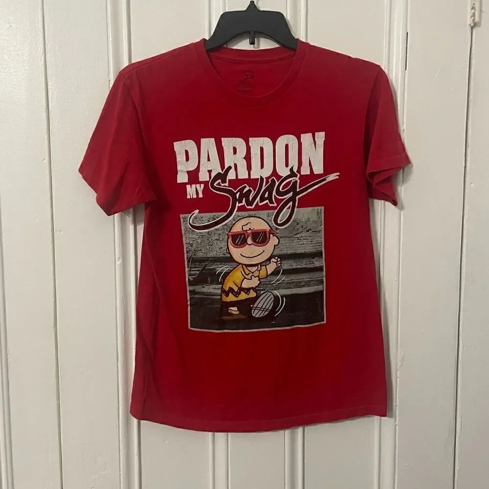 Charlie Brown t shirt